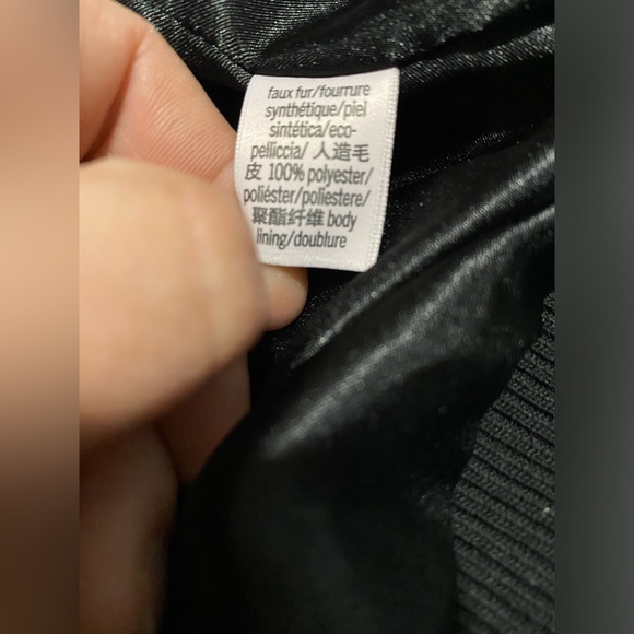 Victoria’s Secret new with tags faux fur jacket, 2018 fashion show foil graphics - Picture 6 of 10